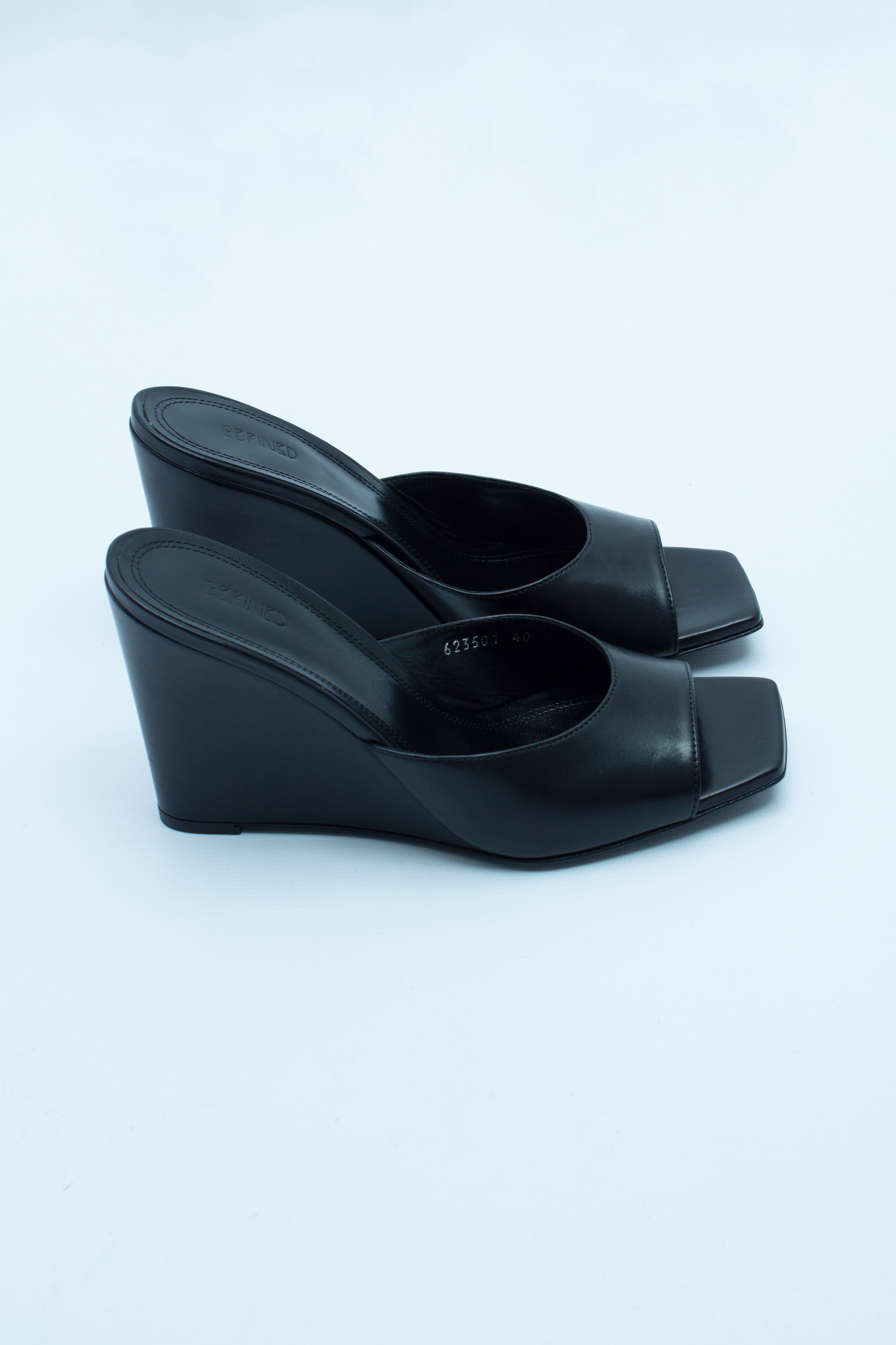 Сабо на танкетке с открытым носом черная кожа, фото 2