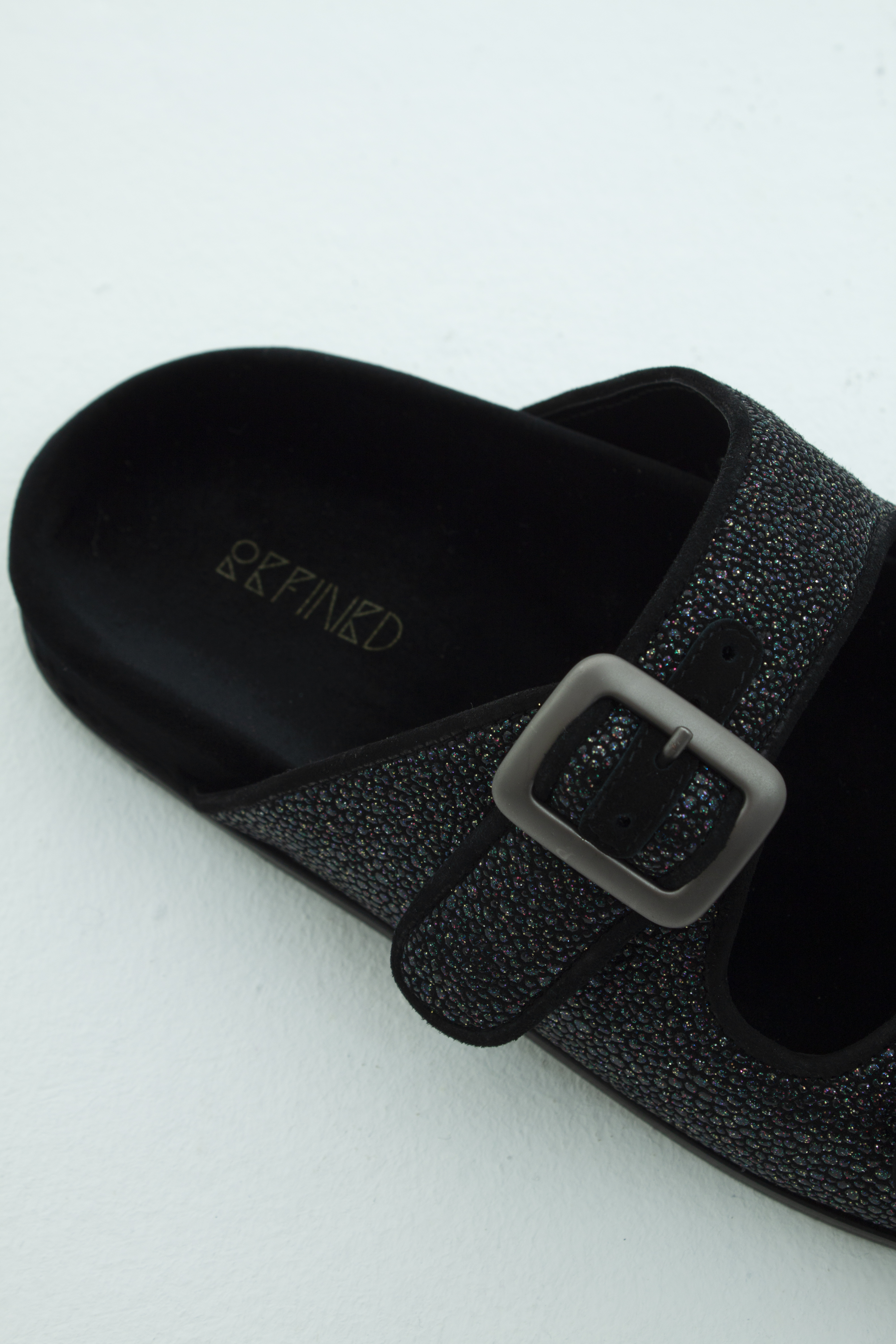 Cандалии с двойными ремешками, фото 1