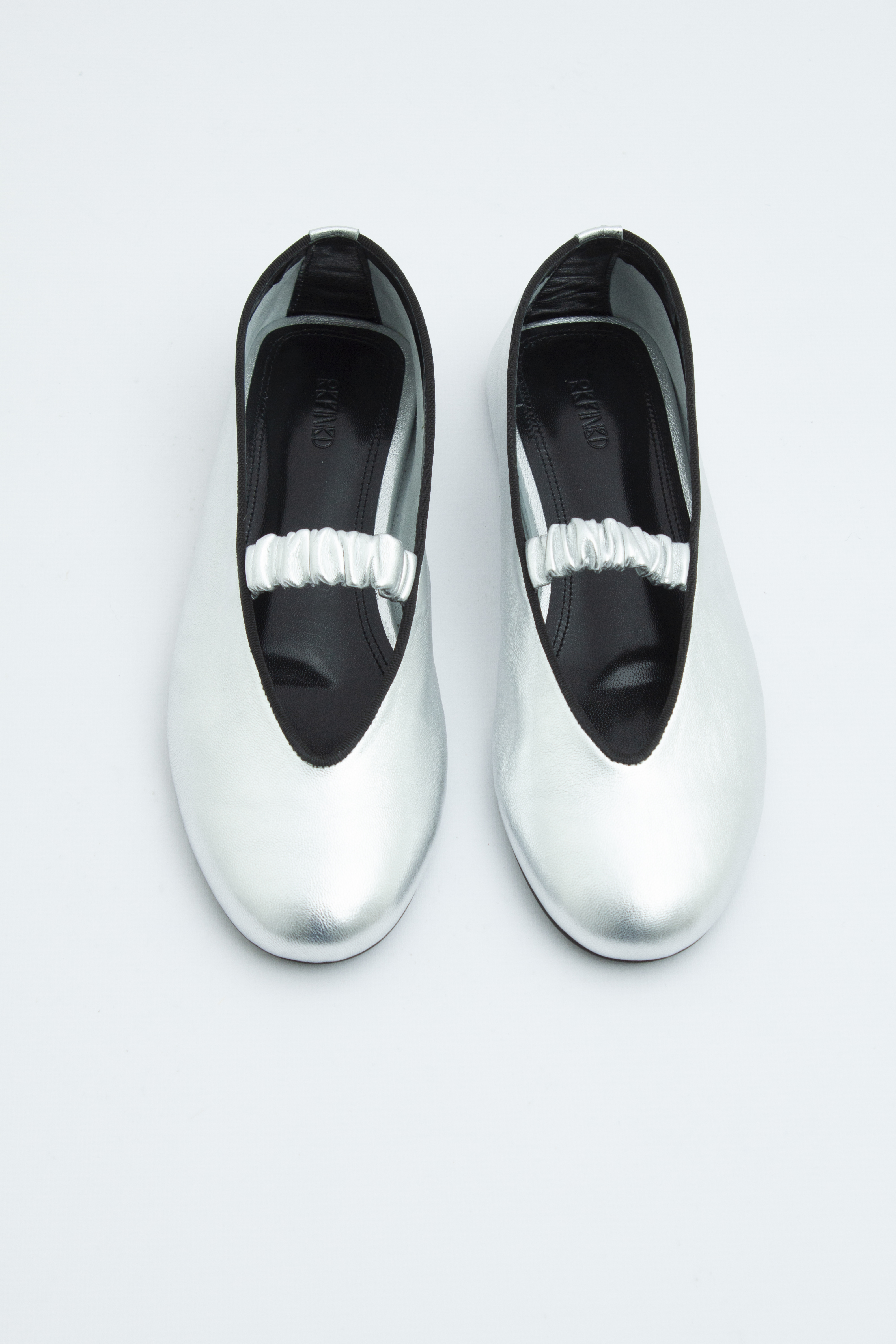 Балетки мягкие с резиночками серебряная кожа, фото 1