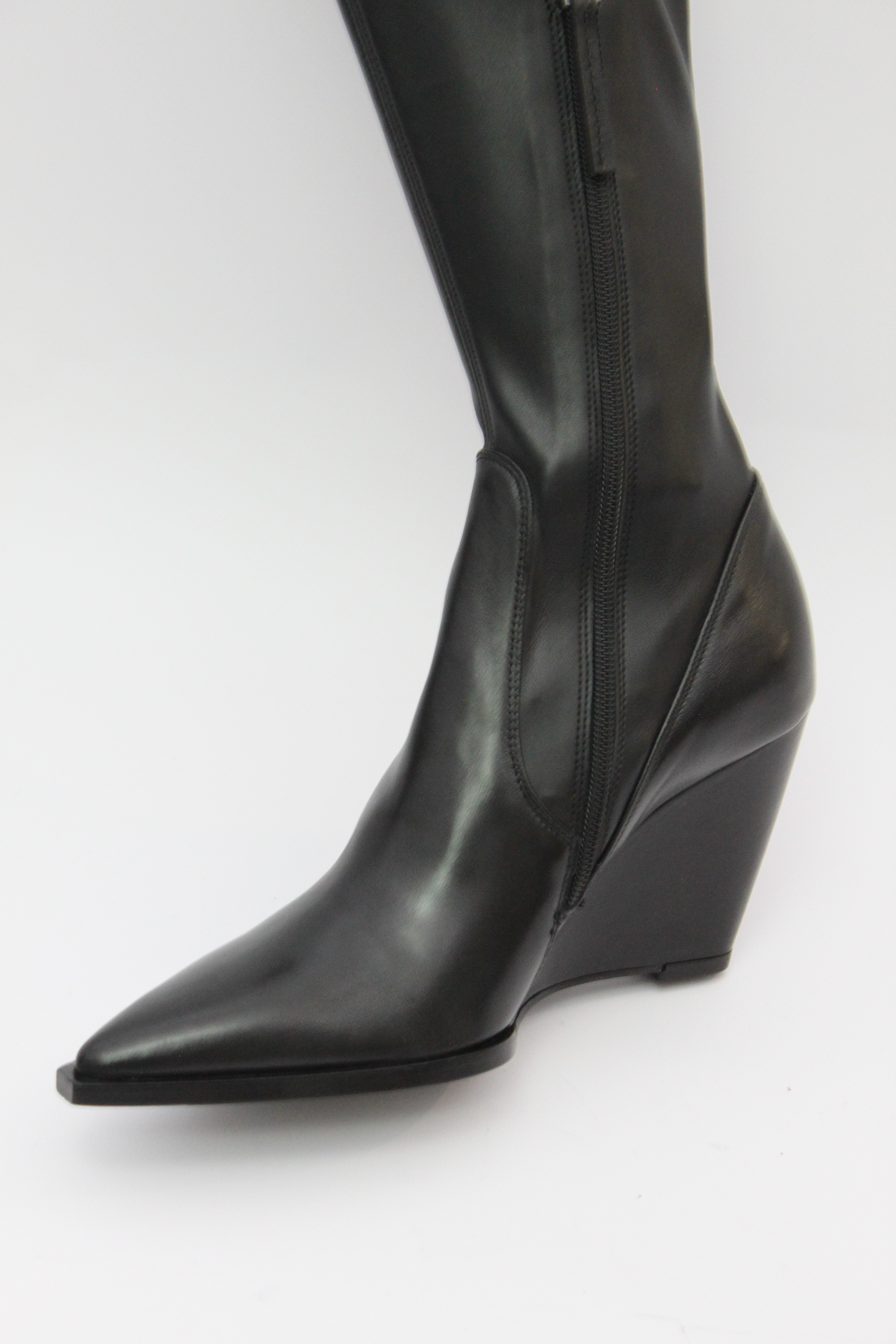 Ботильоны на танкетке, фото 3