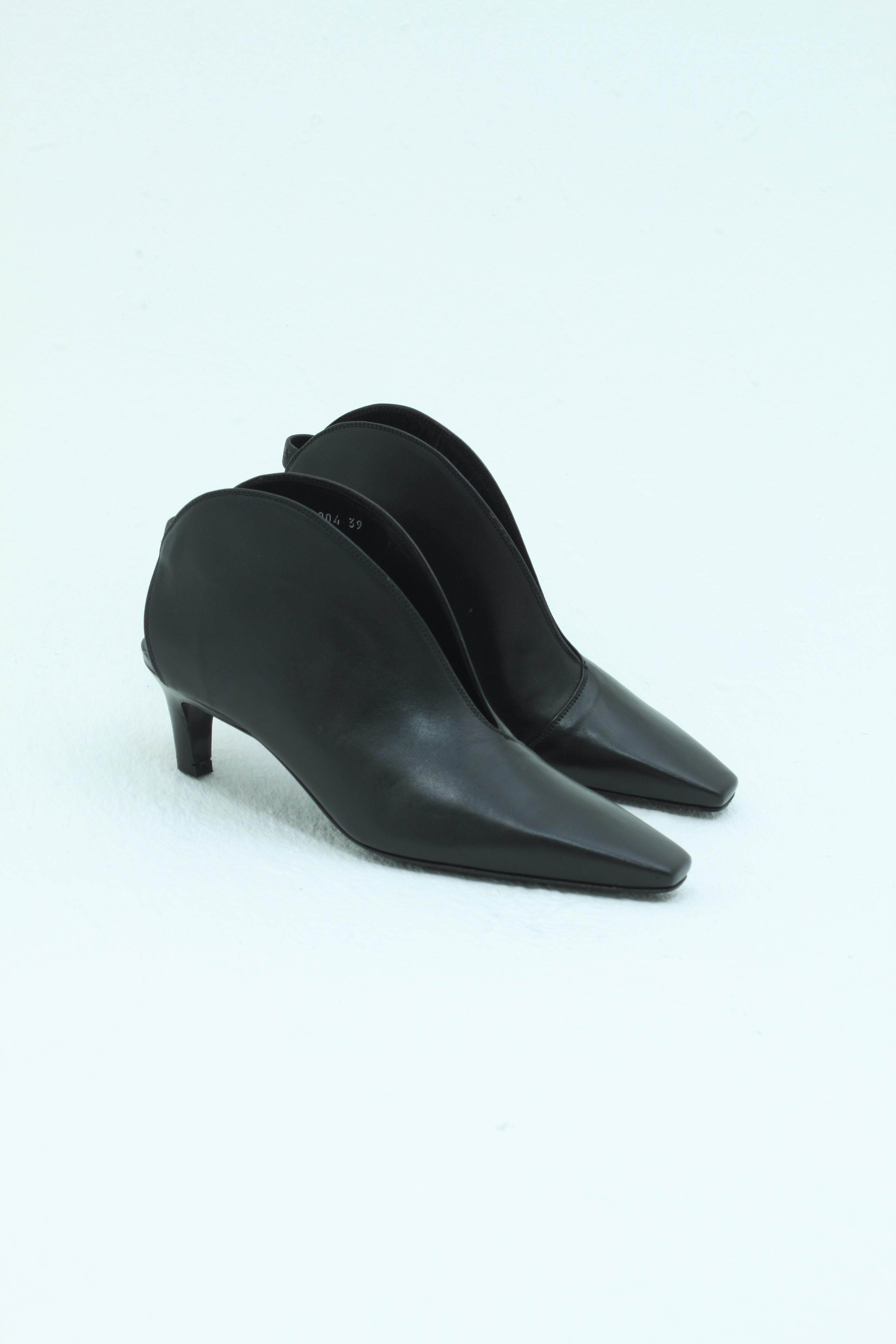 Туфли-ботильоны с вырезом в форме сердца черная кожа кинглисс, фото 2