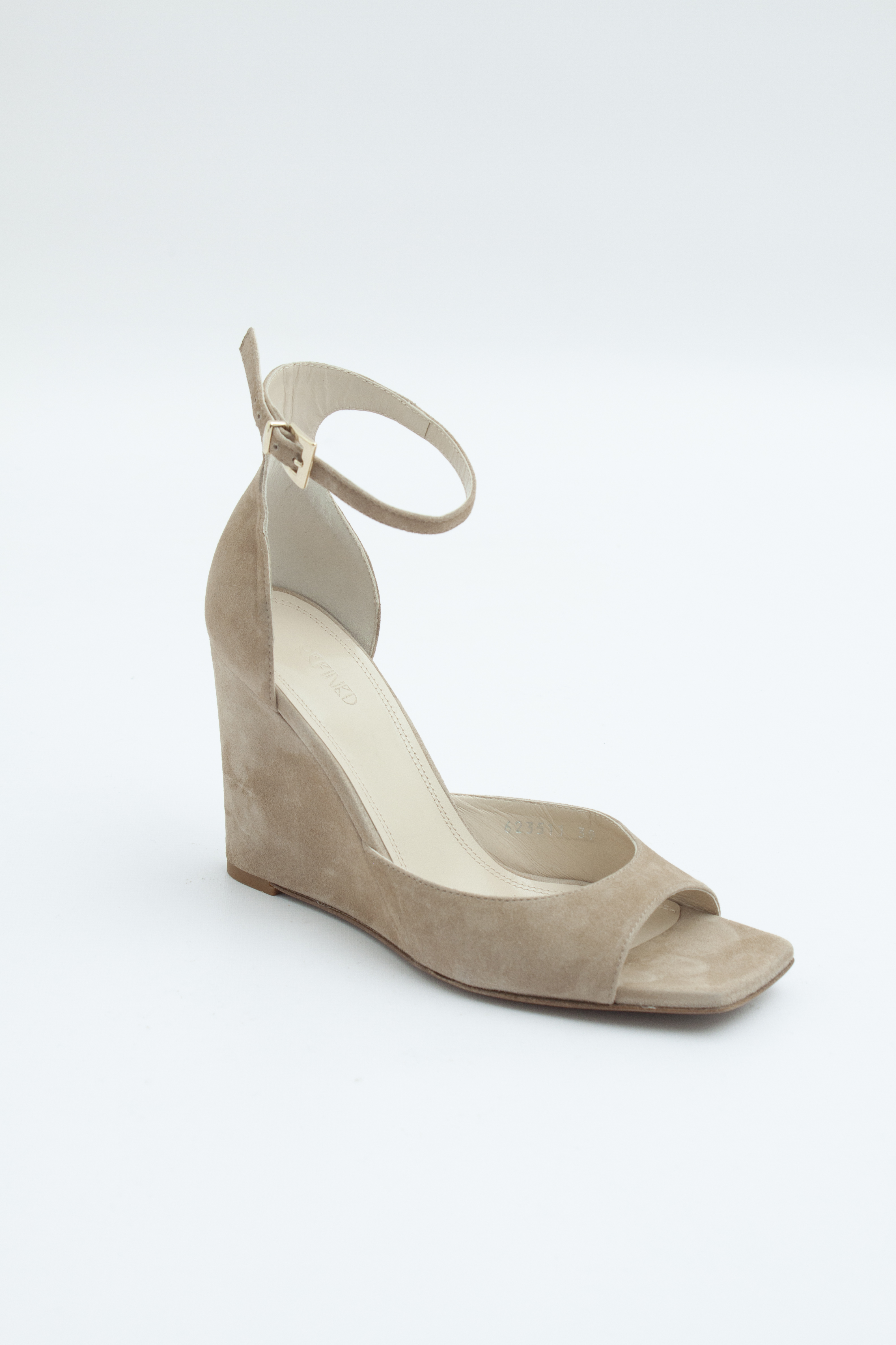 Босоножки с квадратным носом на прямой танкетке с открытым носом бежевая замша, фото 2