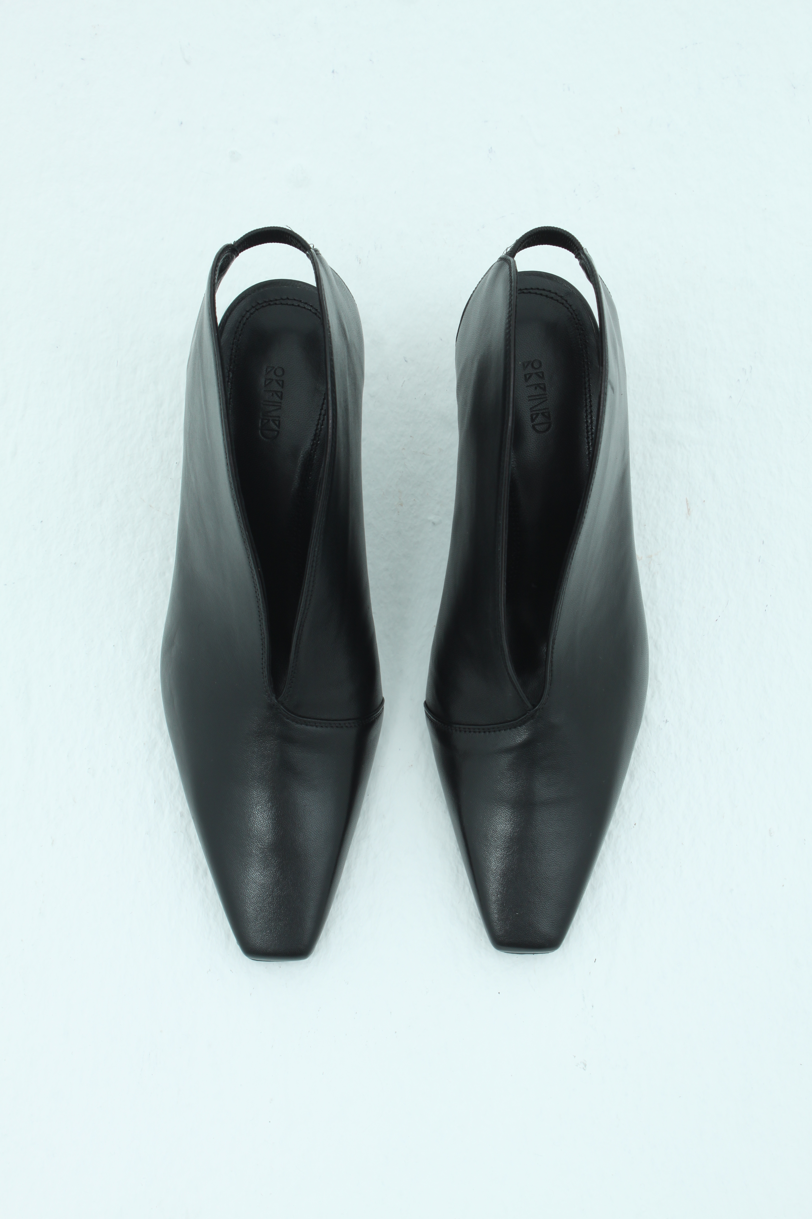 Туфли-ботильоны с вырезом в форме сердца черная кожа кинглисс, фото 1